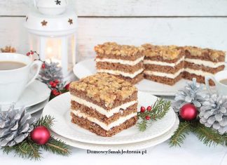miodownik piernikowy z masą budyniową