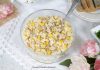 sałatka z makaronem i ananasem